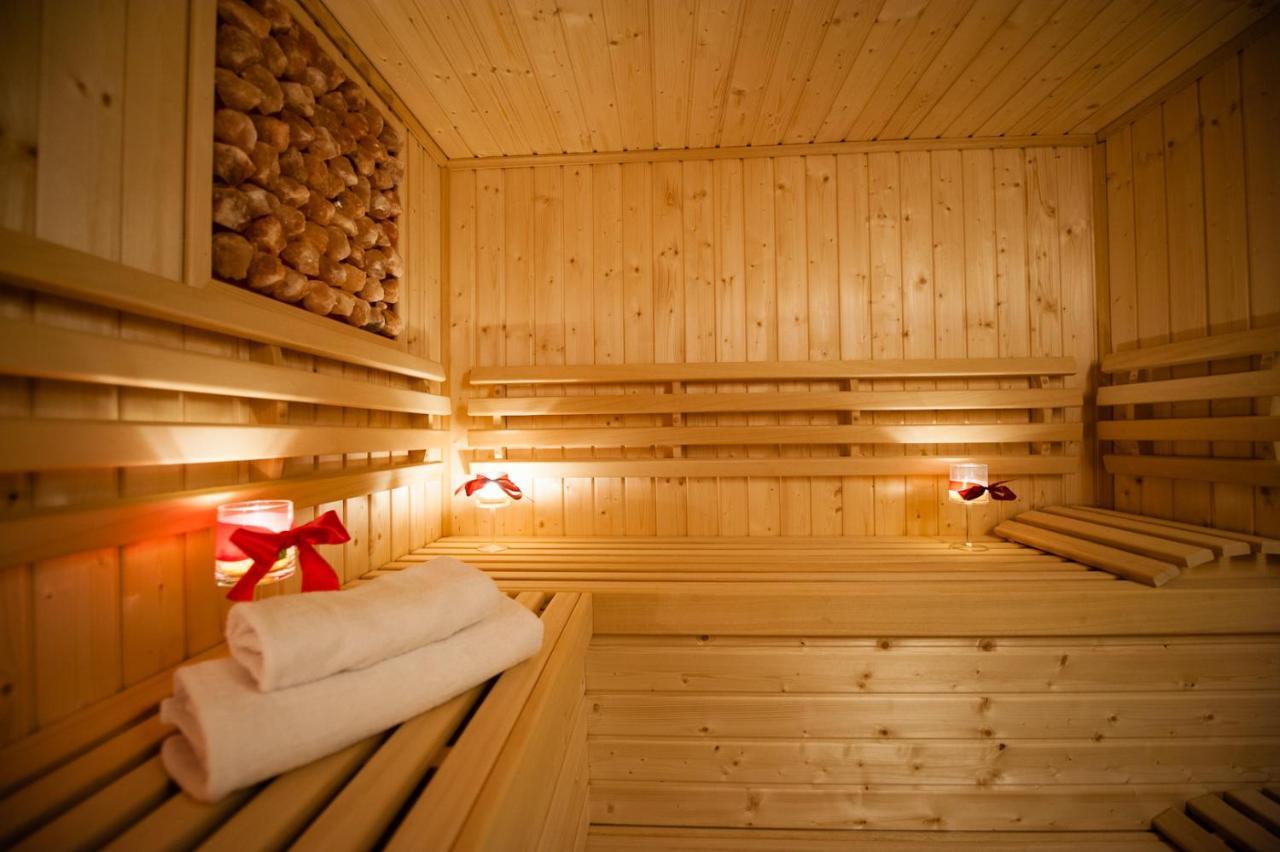 Siedem Drzew Hotel Biskupice  ภายนอก รูปภาพ