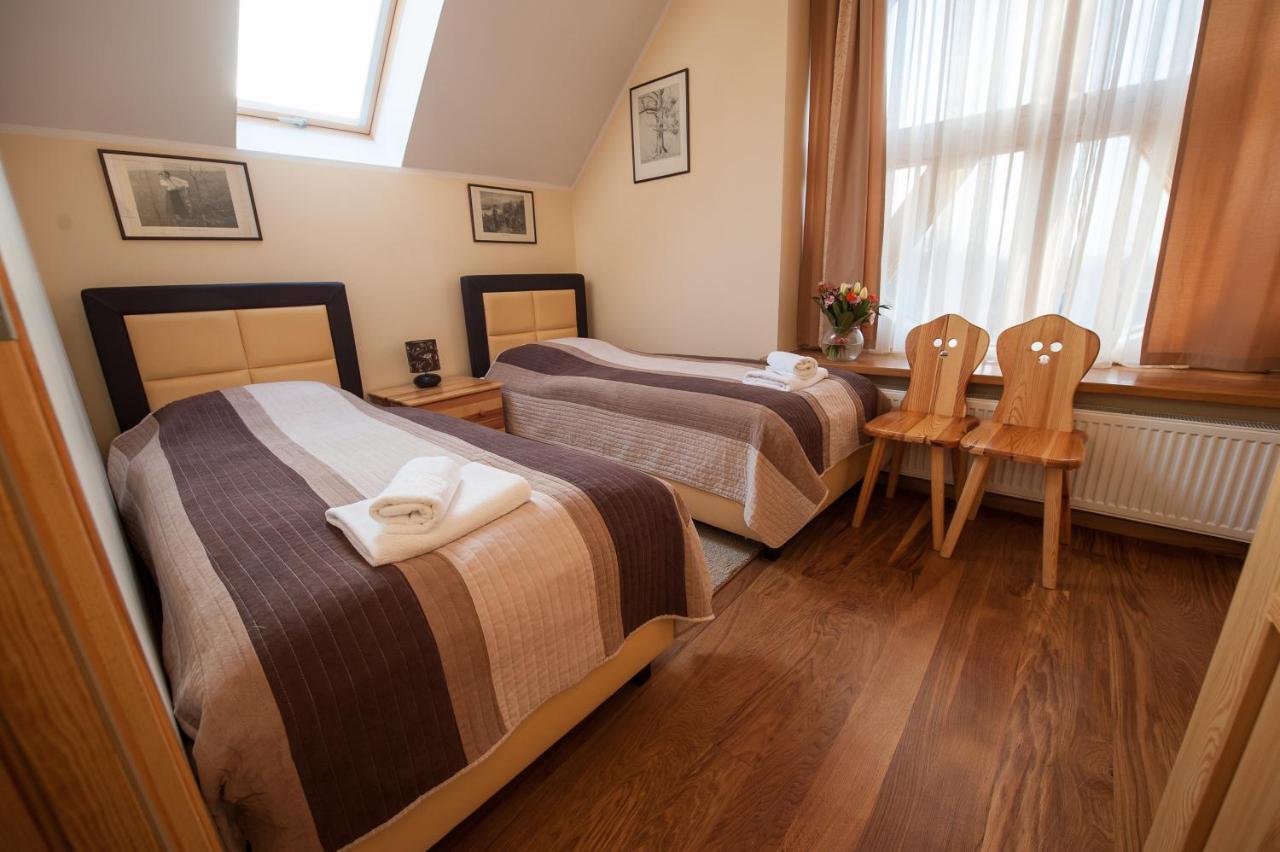 Siedem Drzew Hotel Biskupice  ภายนอก รูปภาพ