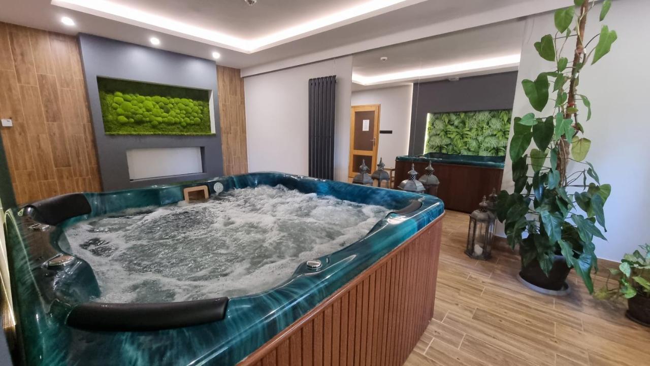 Siedem Drzew Hotel Biskupice  ภายนอก รูปภาพ