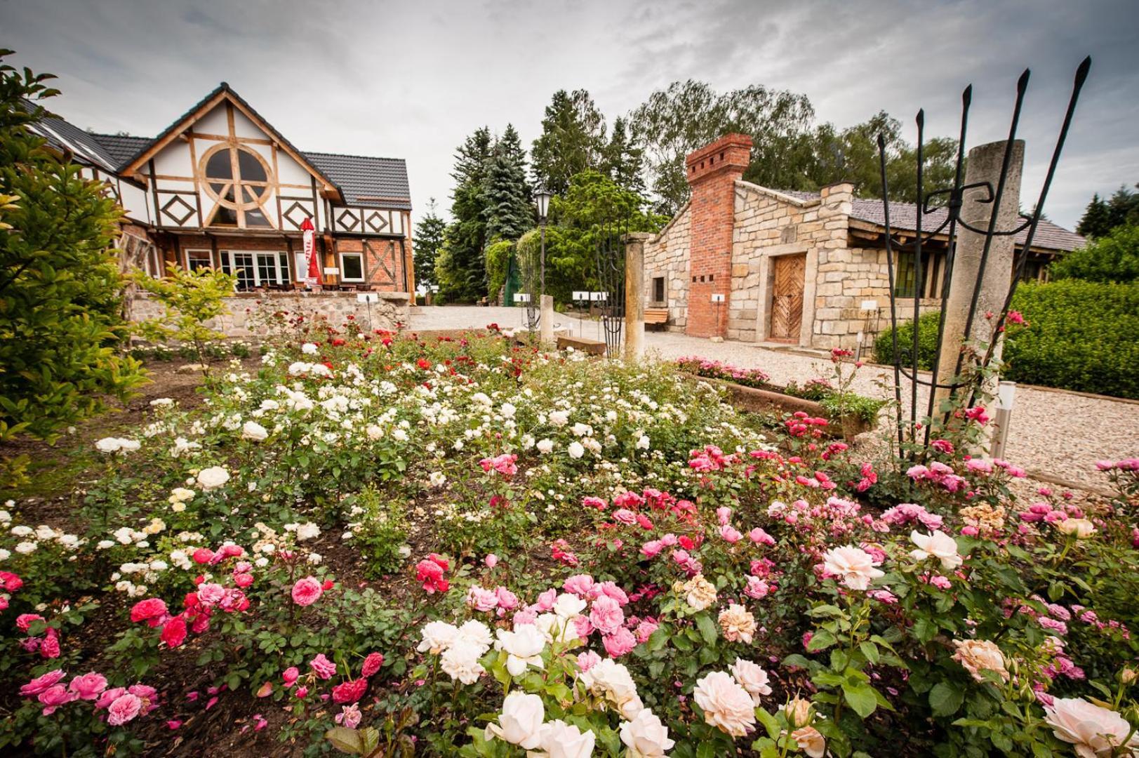 Siedem Drzew Hotel Biskupice  ภายนอก รูปภาพ